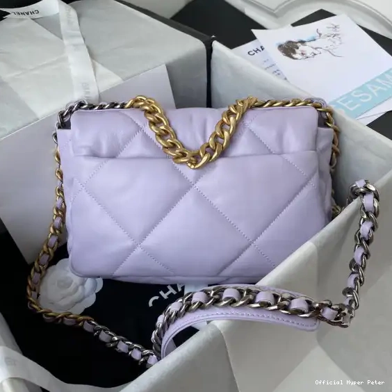 Hyper Peter CHANEL FLAP BAG 19 0703